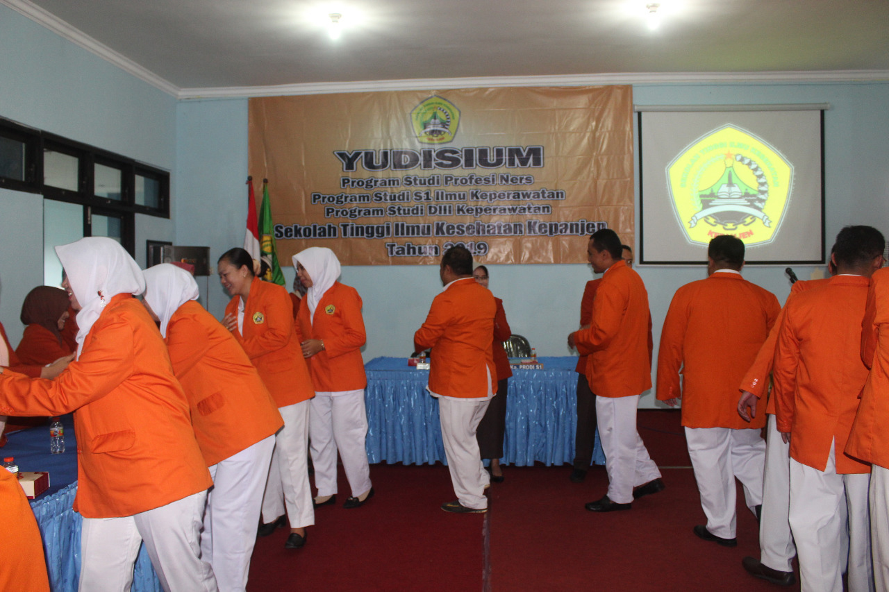 PROSESI YUDISIUM TAHUN 2019 (4)